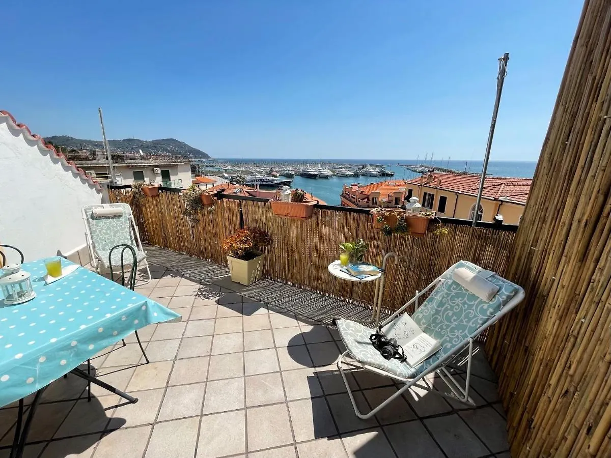 Apartment La Casetta Delle Balene Imperia