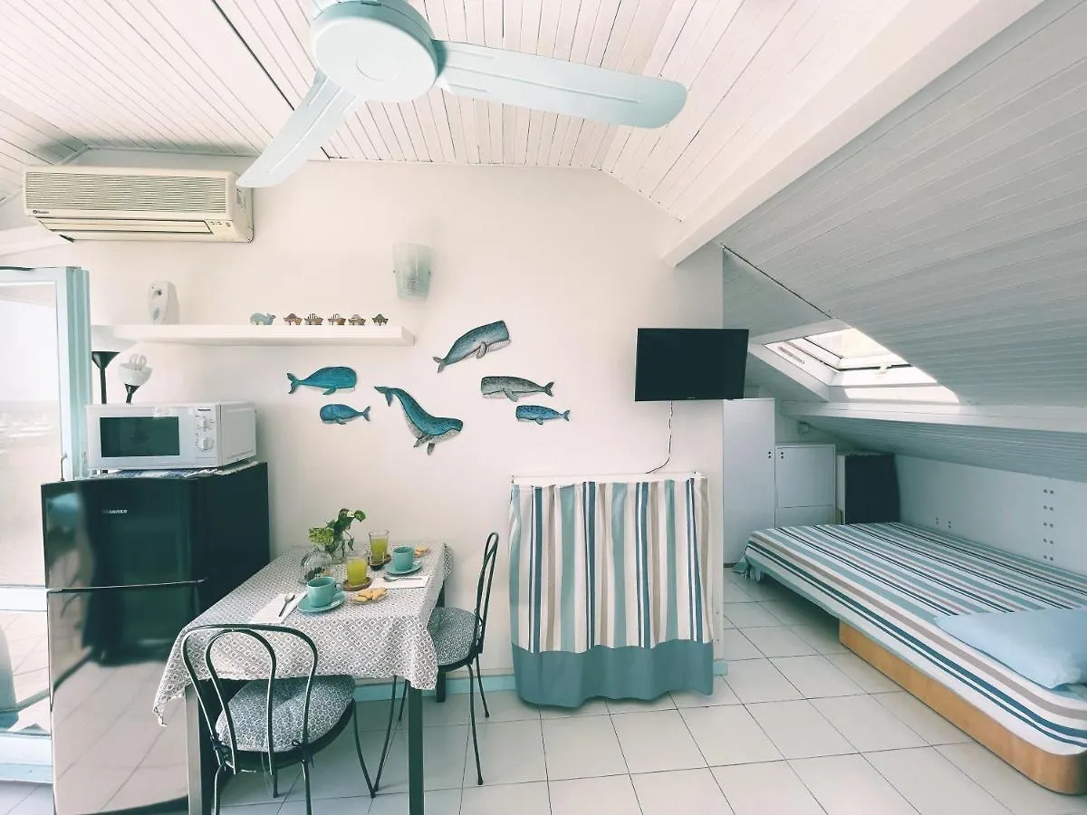 Apartment La Casetta Delle Balene Imperia